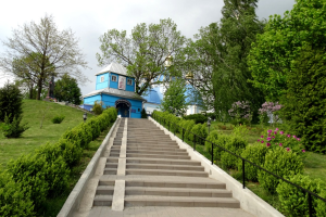 Успенський монастир, Низкиничі